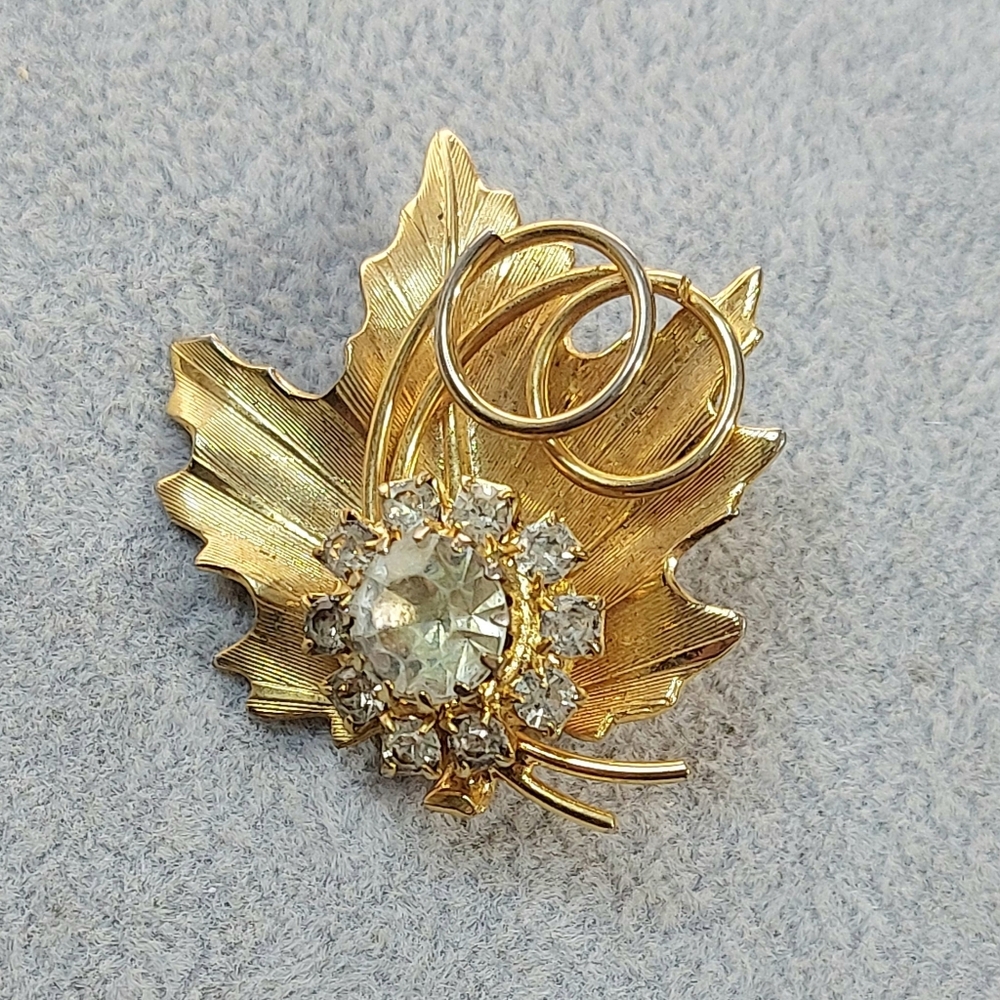 Vintage Maple Gold Leaf Brooch with Crystal Accents